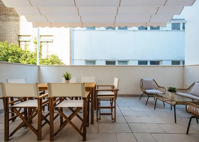 דירה San Martin With Private Terrace סביליה