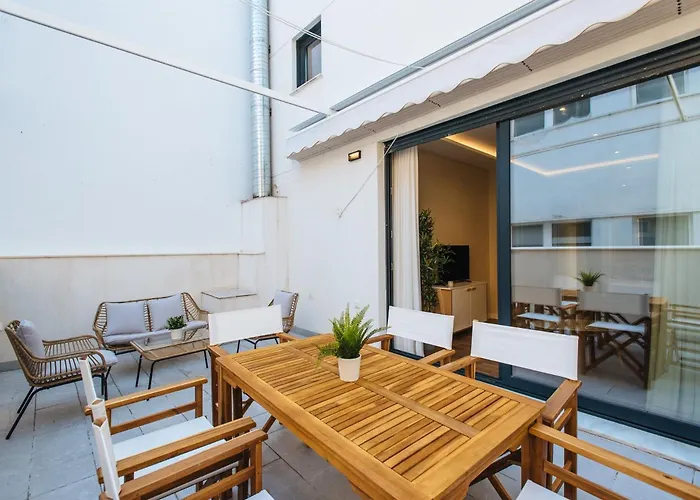 San Martin With Private Terrace * סביליה